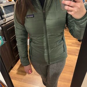 Patagonia Women's Hemlock Green nano puff Jacket